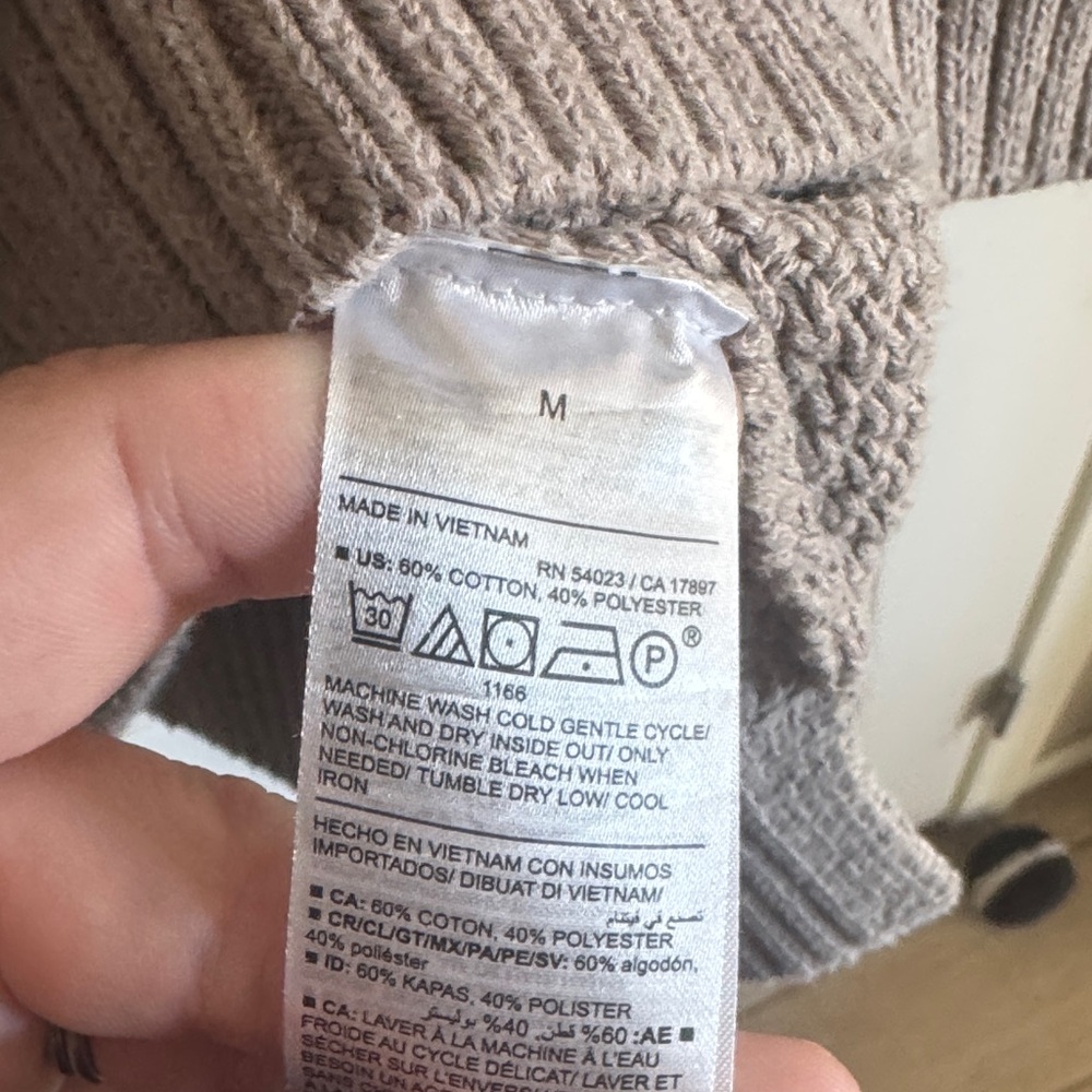 Old Navy Taupe Crew Neck Sweater / W35 - Picture 5 of 5